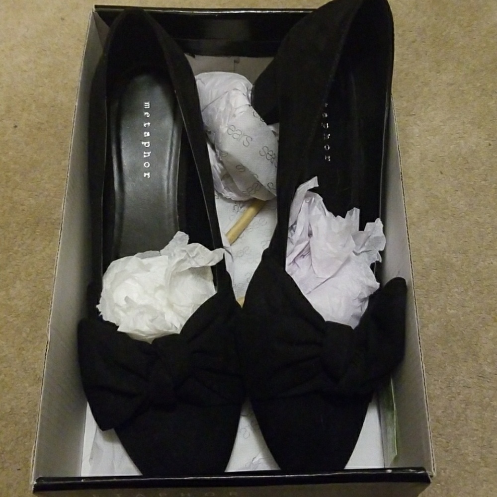 Black dressy shoes